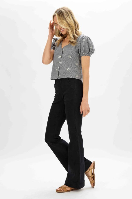 Judy Blue, High Rise Trouser Flare Denim