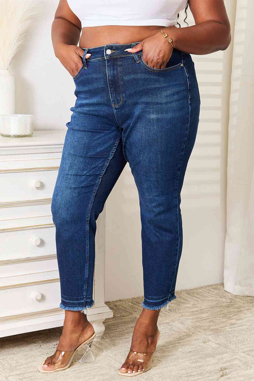 Plus SIze, Judy Blue, High-Rise Released Hem Slim Jeans Style 88704