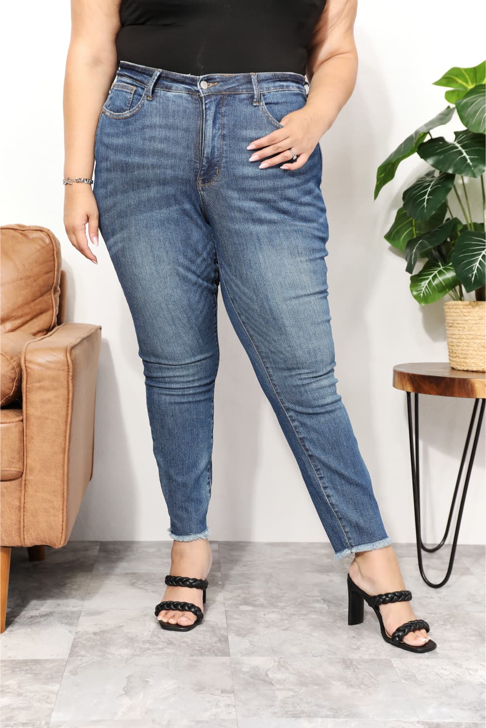 Plus Size, Judy Blue, High Waist Tummy Control Side Slit & Fray Hem Skinny Style 88682