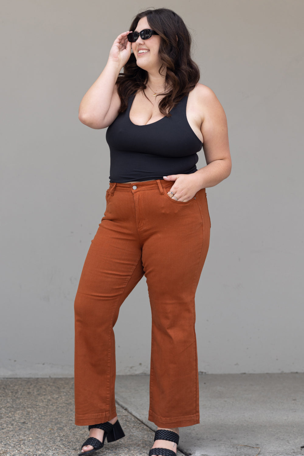 Judy Blue, Full Size Feeling Special Pocket Jeans