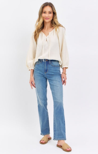 Judy Blue, High Rise Mom Straight Leg Jeans