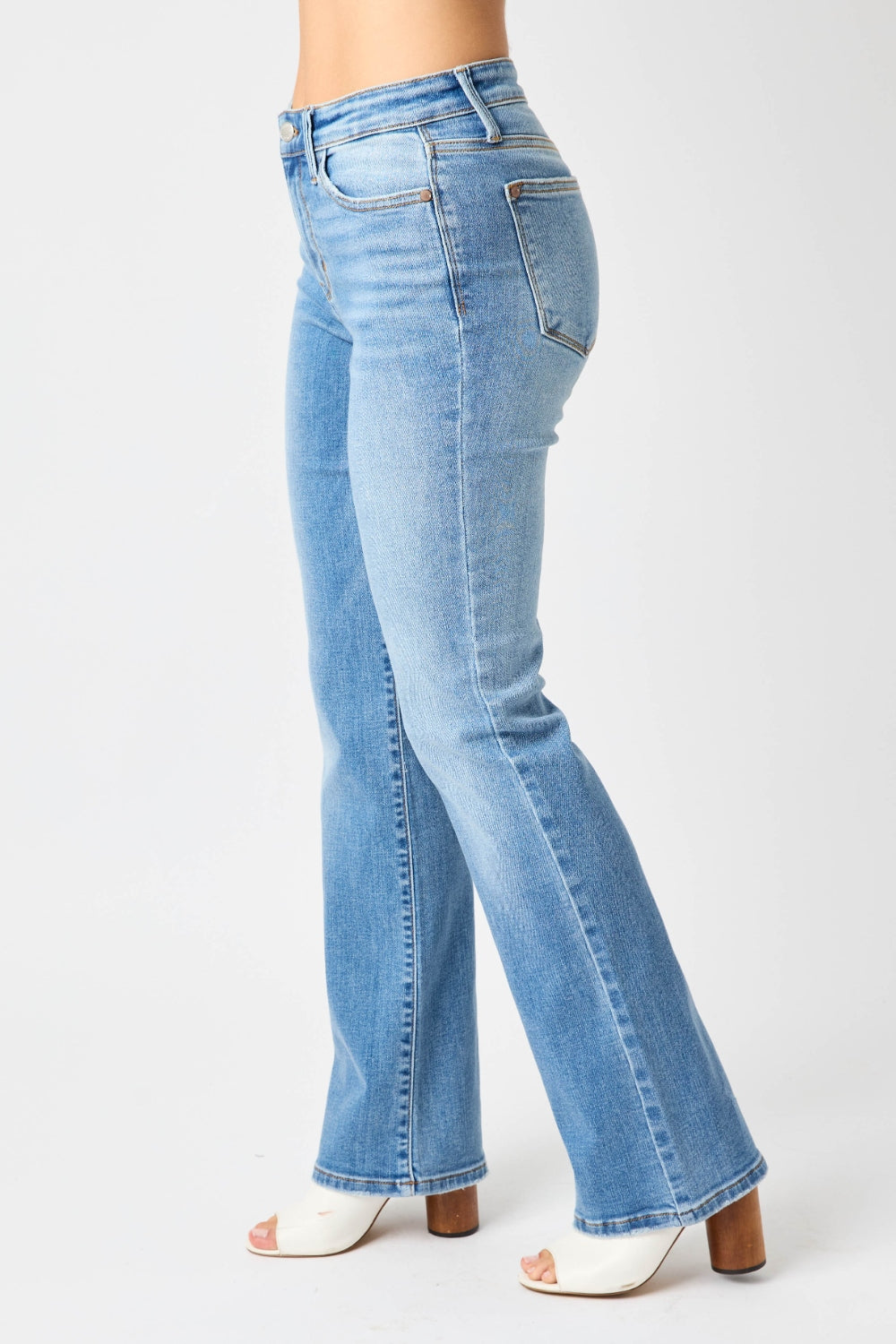 Side VIew, Judy Blue, Mid Rise Vintage Bootcut Jeans
