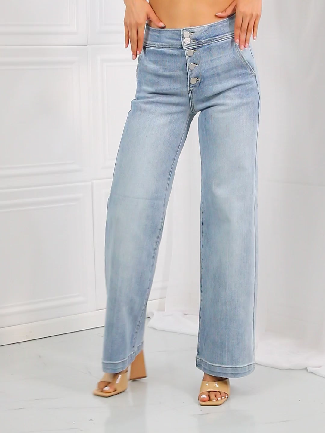 RISEN Los Angeles, Wide Flare Jeans Product Video