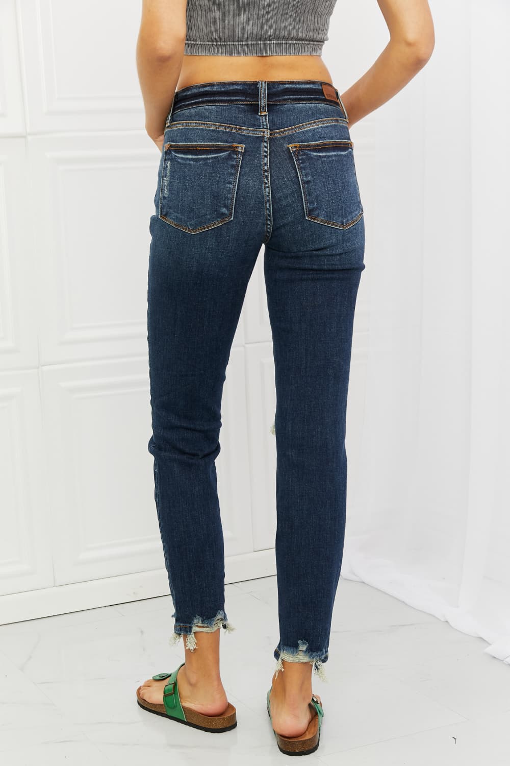 Back View, Judy Blue, Mid Rise Chopped Hem Relaxed Jeans Style 82446
