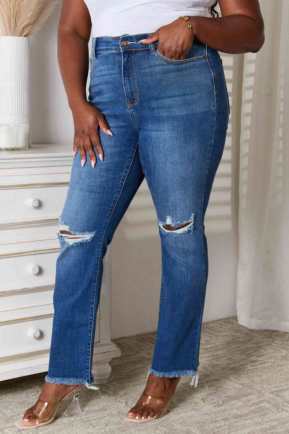 Side VIew, Plus Size, Judy Blue ,High Waist Knee Destroy & Fray Hem Straight Jeans Style 82513