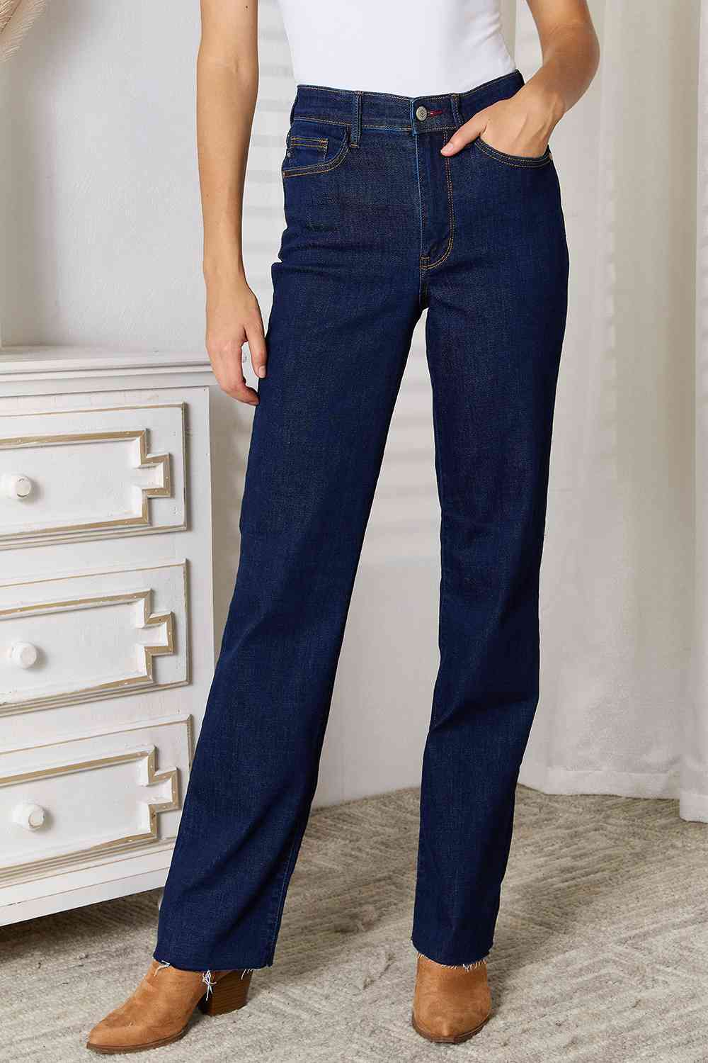 Judy Blue, High Waist Vintage & Back Darts Detail Straight Leg Jeans Style 82512