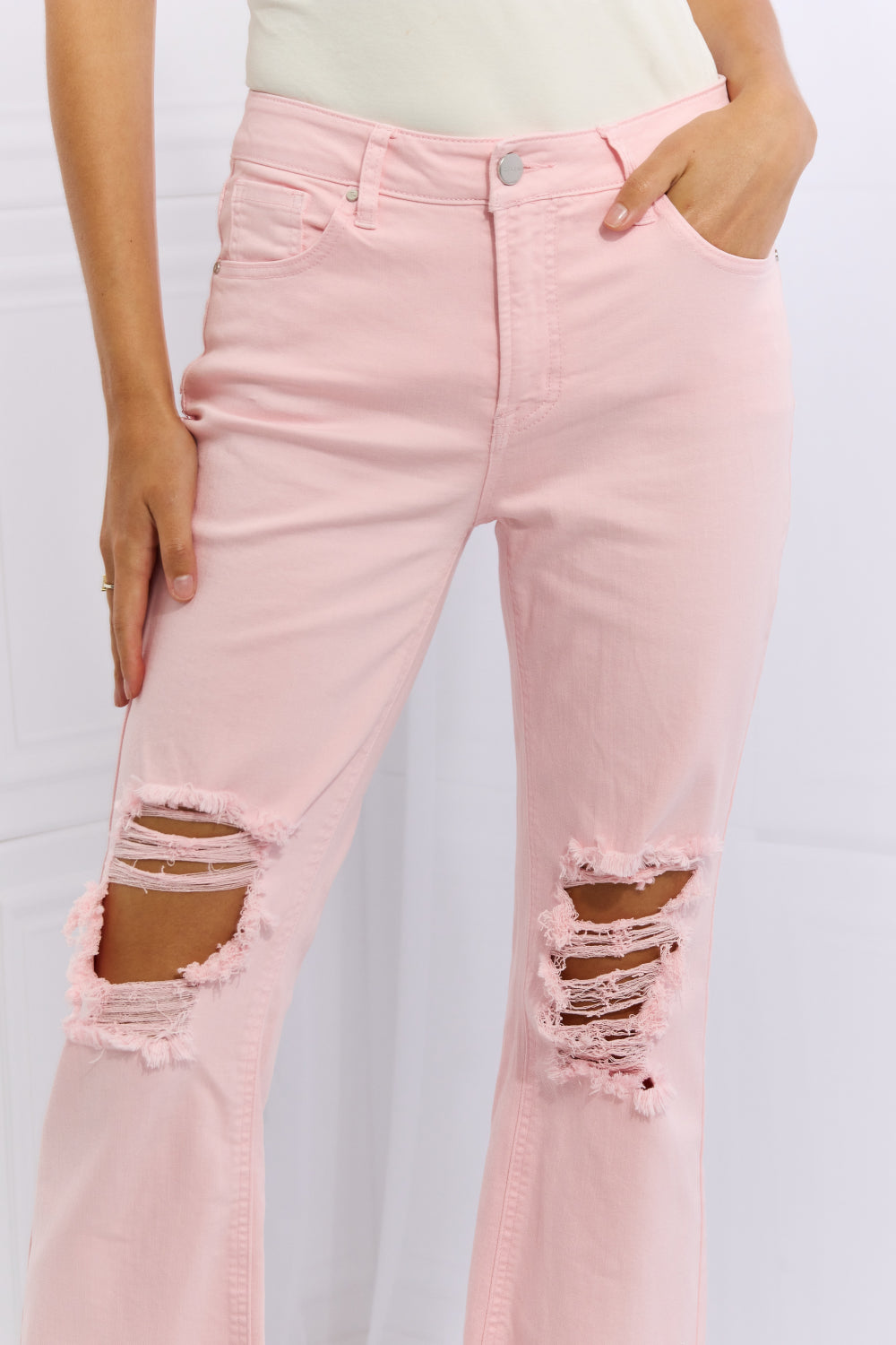 Close-Up, RISEN, Ankle Flare Distressed Jeans
