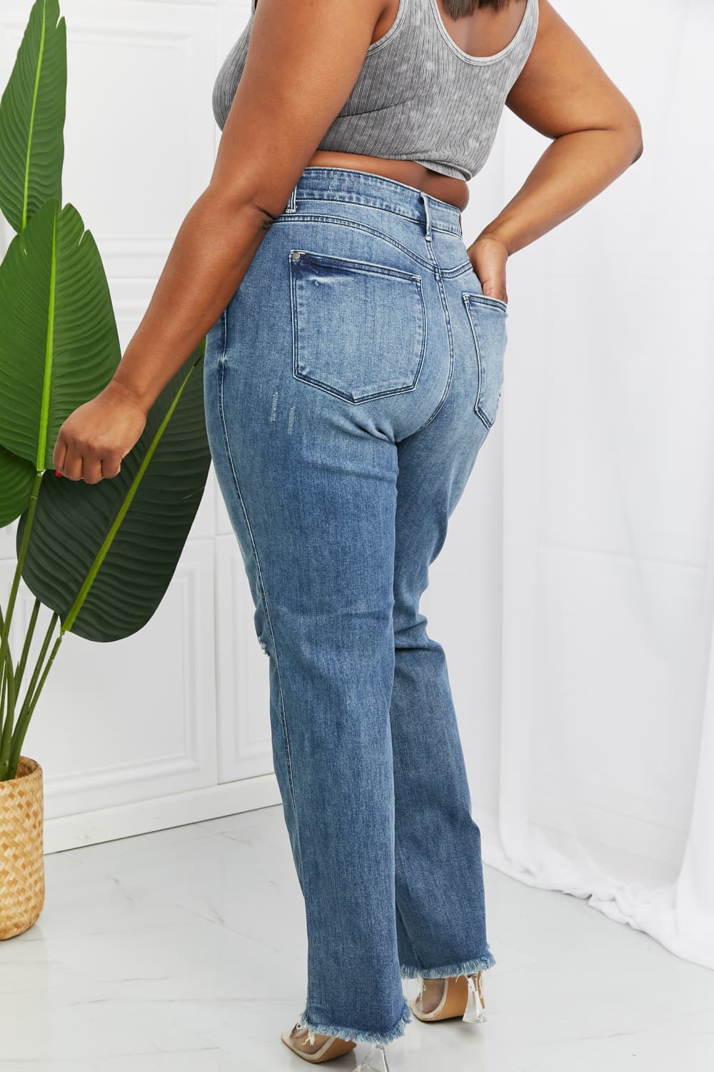 Back View, Plus Size, Judy Blue, Hi-Waisted Straight Leg w/Destroy Knee Jeans Style 82498