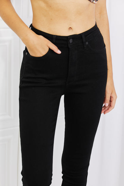 Close-Up, Judy Blue, High-Rise Control Top Skinny Jeans with Sharkbite Hem Style 88551