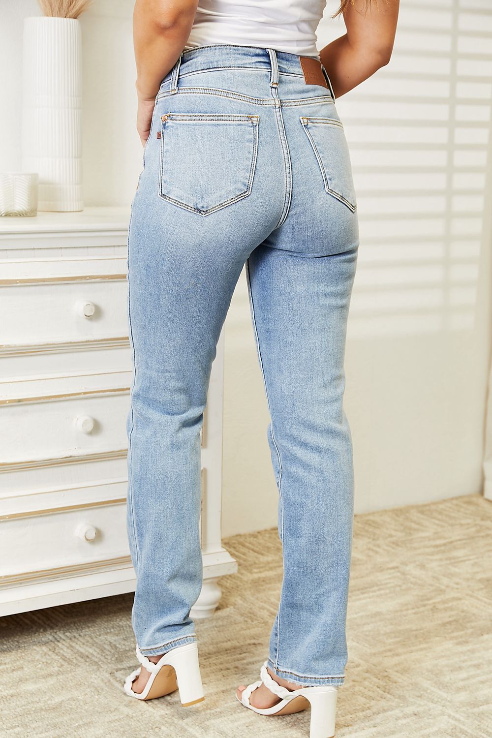 Back View, Judy Blue High-Rise Contrast Wash Thermal Straight Jeans Style 82562