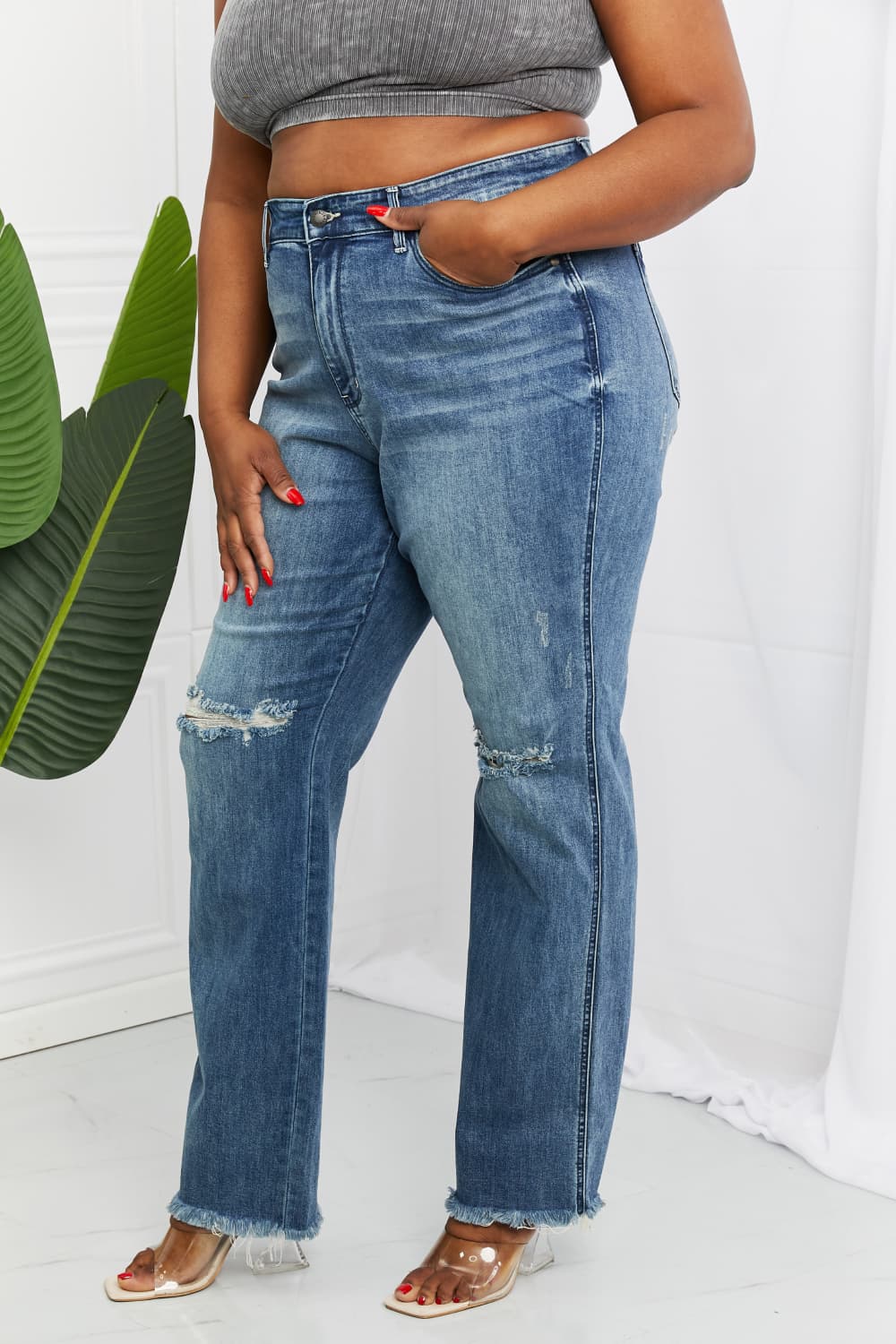Side VIew, Plus Size, Judy Blue, Hi-Waisted Straight Leg w/Destroy Knee Jeans Style 82498