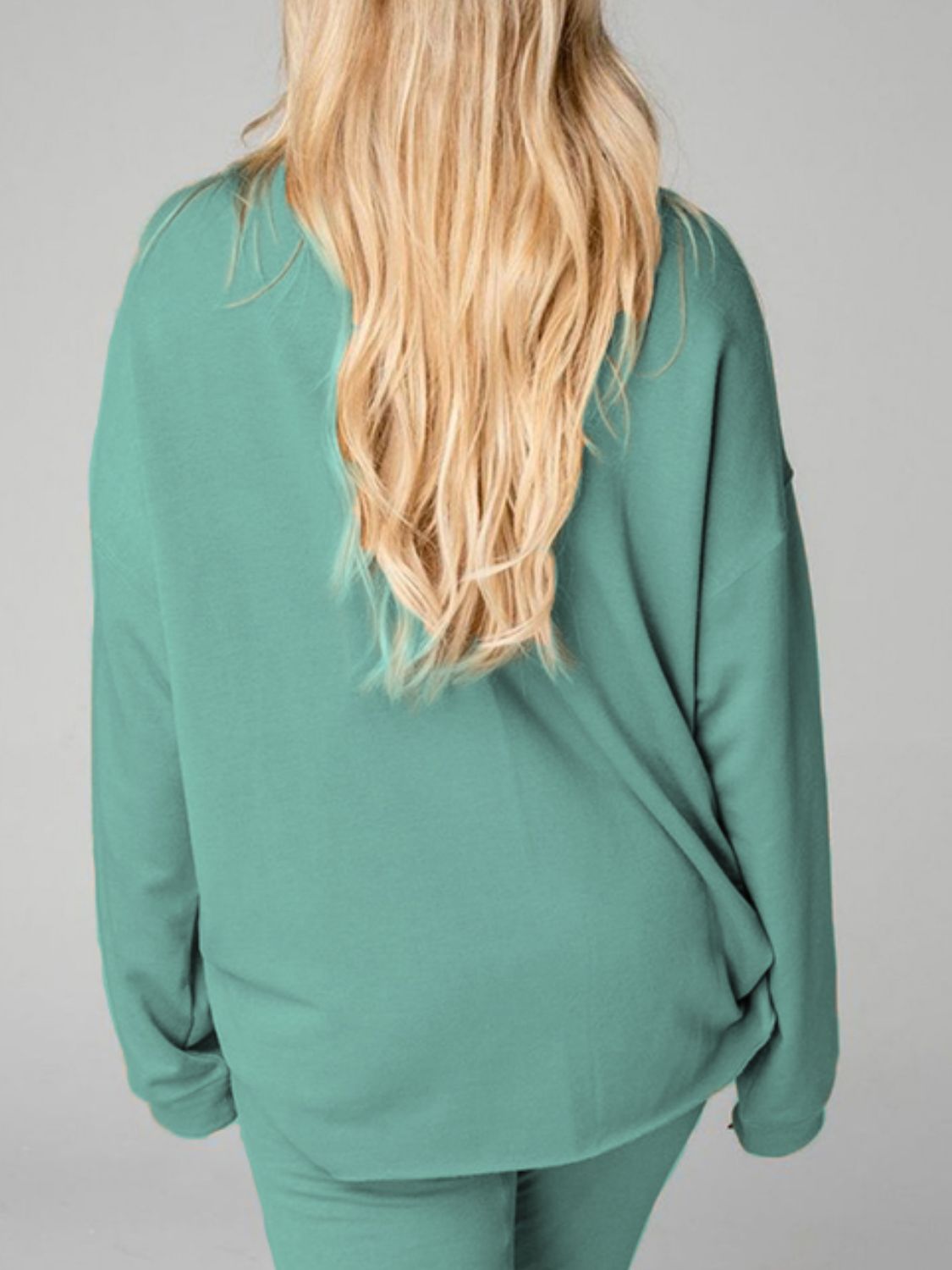 Back View, Distressed Sweatshirt and Joggers Set In Gum Leaf