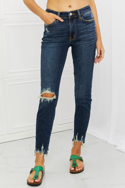 Judy Blue, Mid Rise Chopped Hem Relaxed Jeans Style 82446