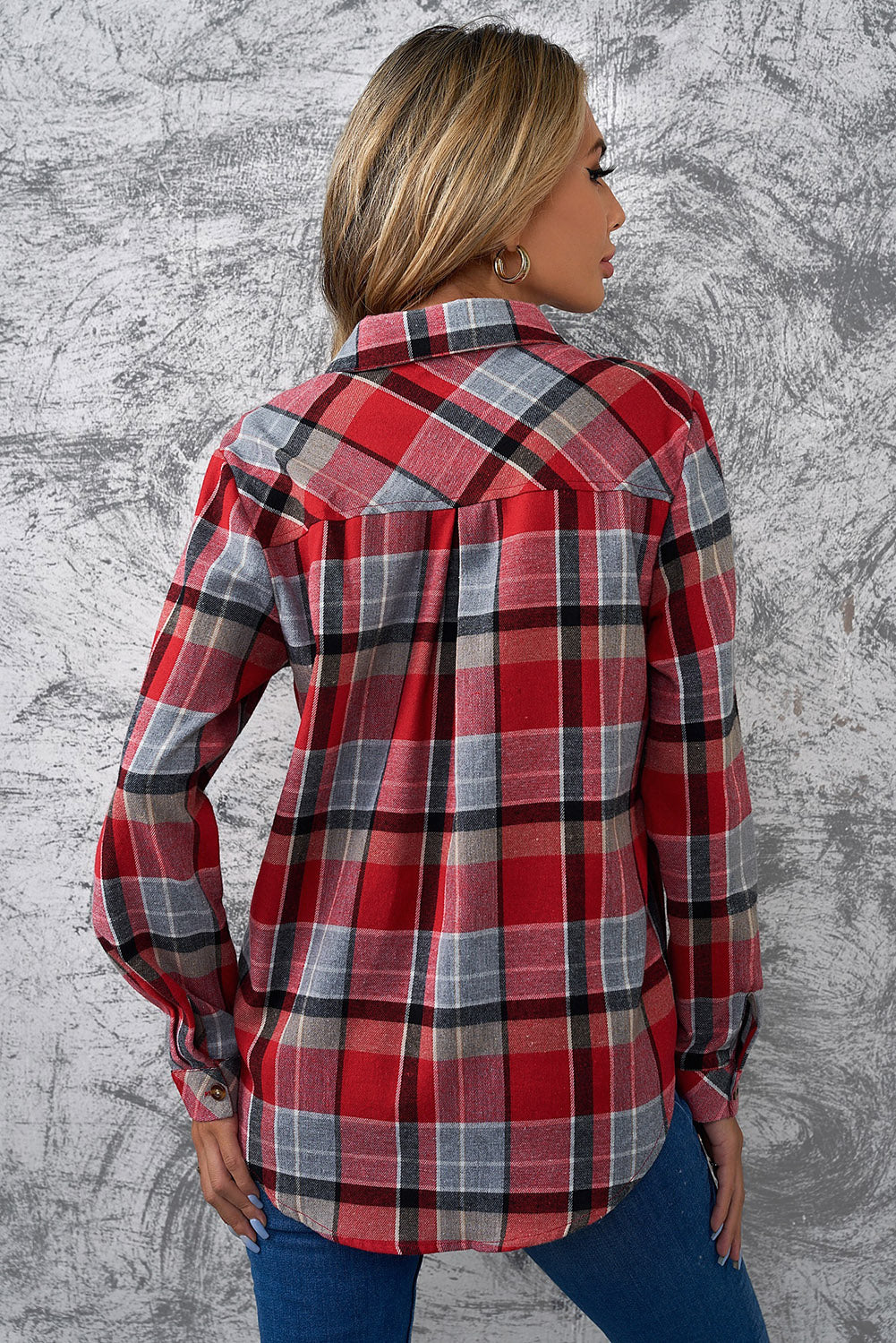 Back View, Plaid Button Front Curved Hem Collared Shirt
