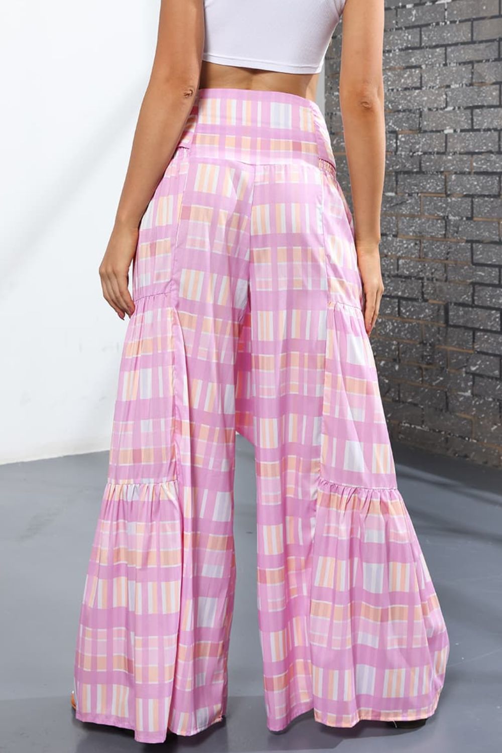 Back View, Printed High-Rise Tied Culottes In Carnation Pink