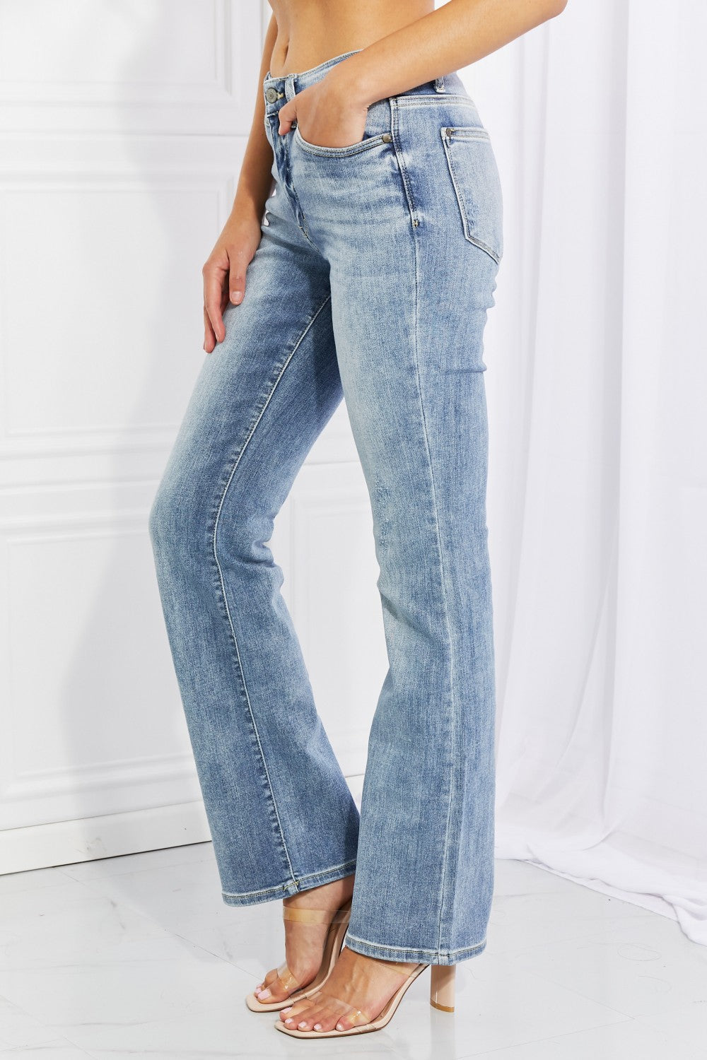Side View, Judy Blue, Mid-Rise Bootcut Jeans Style 82337