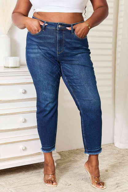 Plus SIze, Judy Blue, High-Rise Released Hem Slim Jeans Style 88704