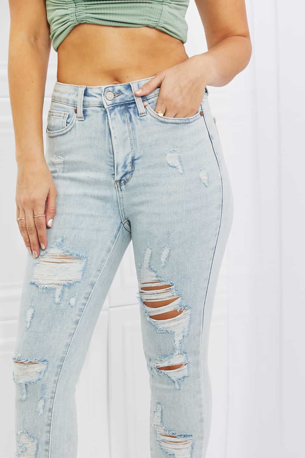 Close-Up, Judy Blue, High Rise Destroyed Tummy Control Skinny Jeans Style 88431