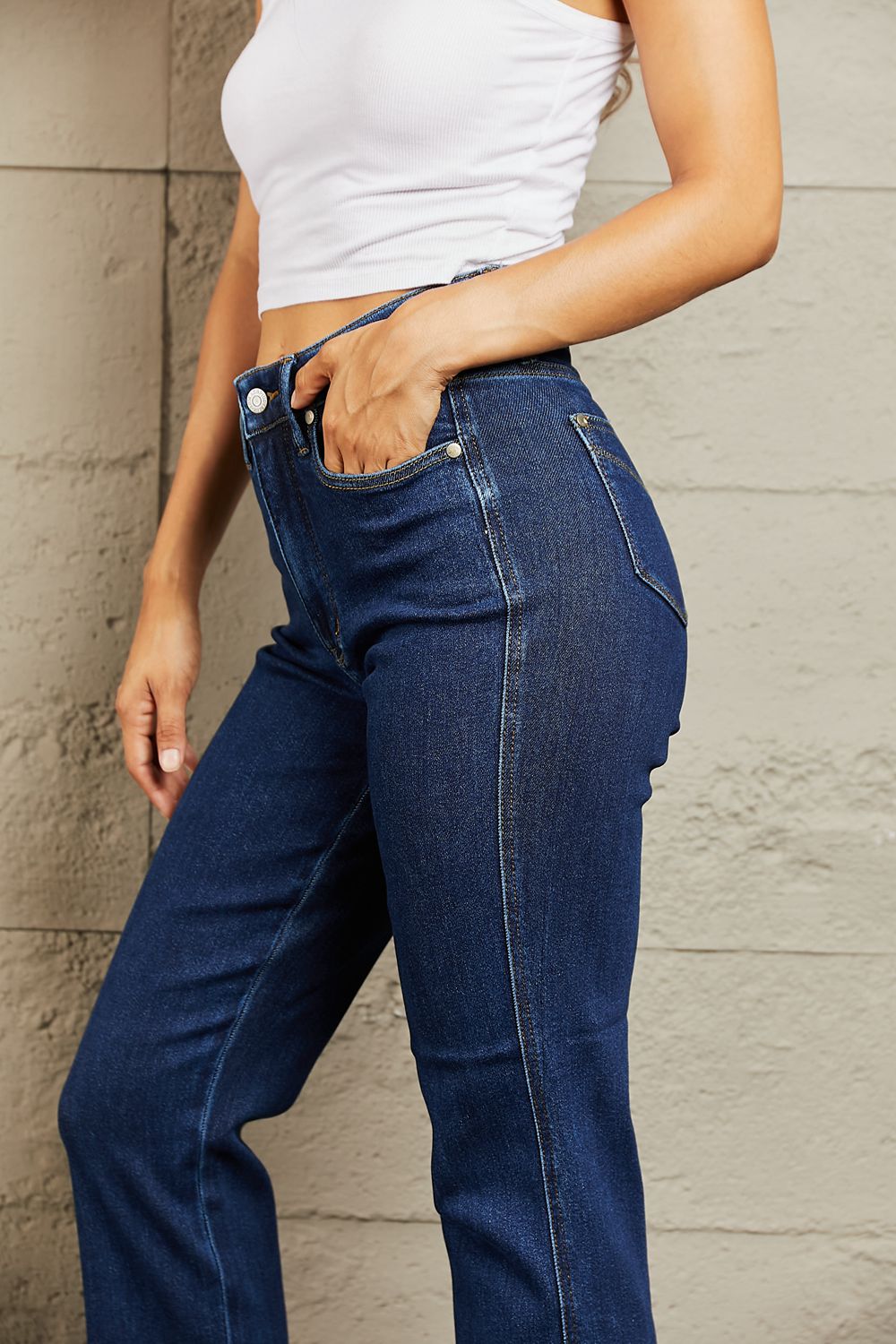 Close-Up, Judy Blue, High Waist Tummy Control Classic Straight Denim Jeans, 88575