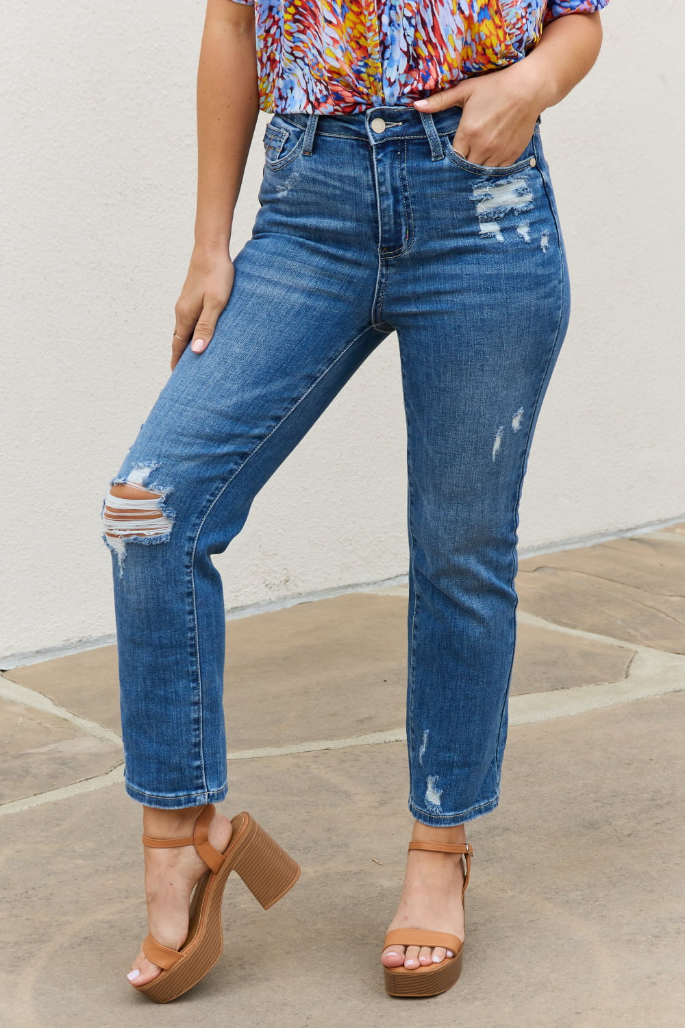 Judy Blue, High-Rise Destroyed Ankle Straight Jeans with Colorful Pocket Embroidery Style 88610
