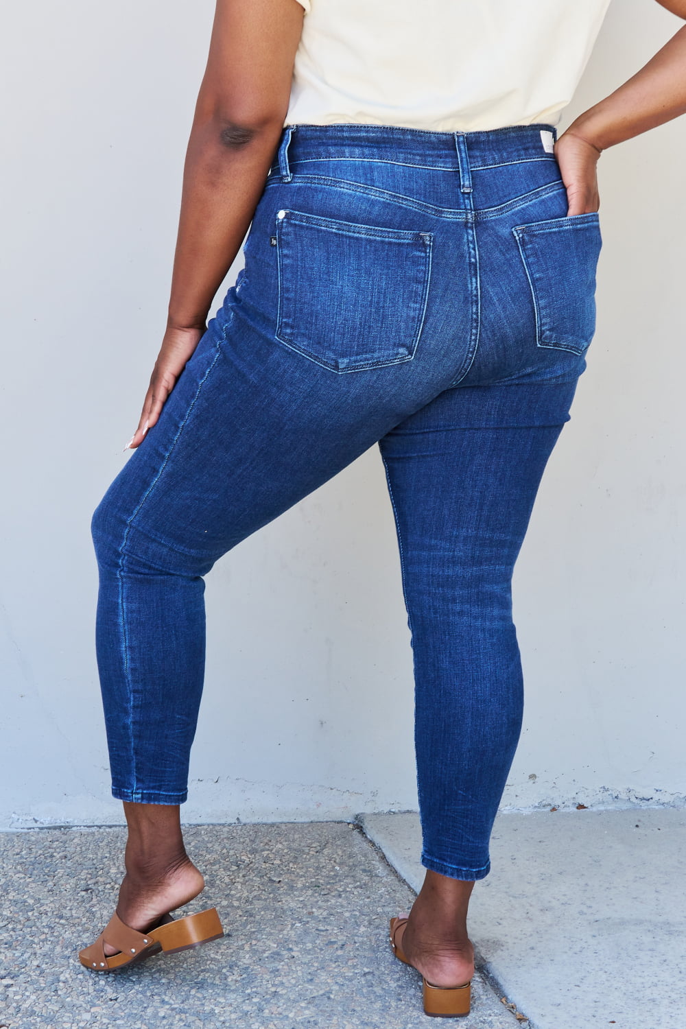 Back View, Plus Size, Judy Blue Mid Rise Classic Crinkle Ankle Detail Skinny Jeans 82505