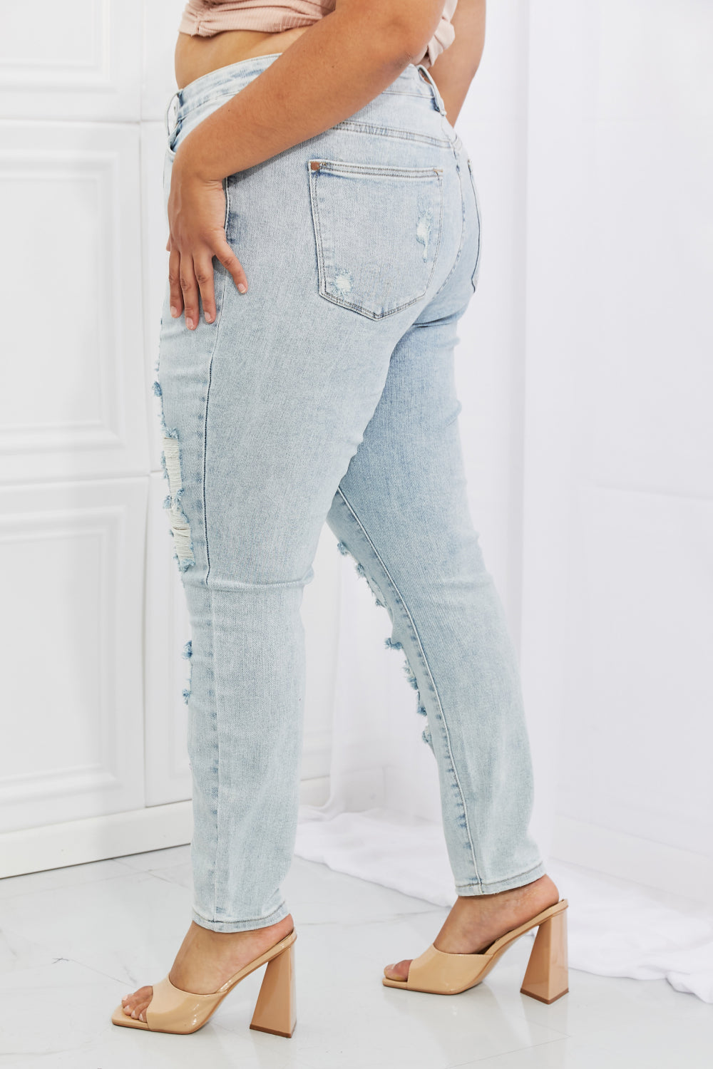 Side View, Plus Size, Judy Blue, High Rise Destroyed Tummy Control Skinny Jeans Style 88431