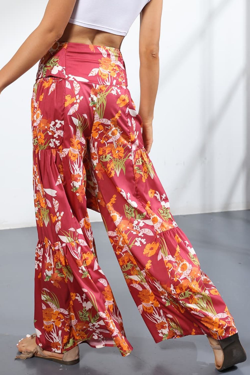 Back View, Printed High-Rise Tied Culottes In Deep Red