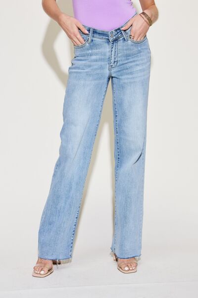 Judy Blue, V Front Waistband Straight Jeans Style Number 82483