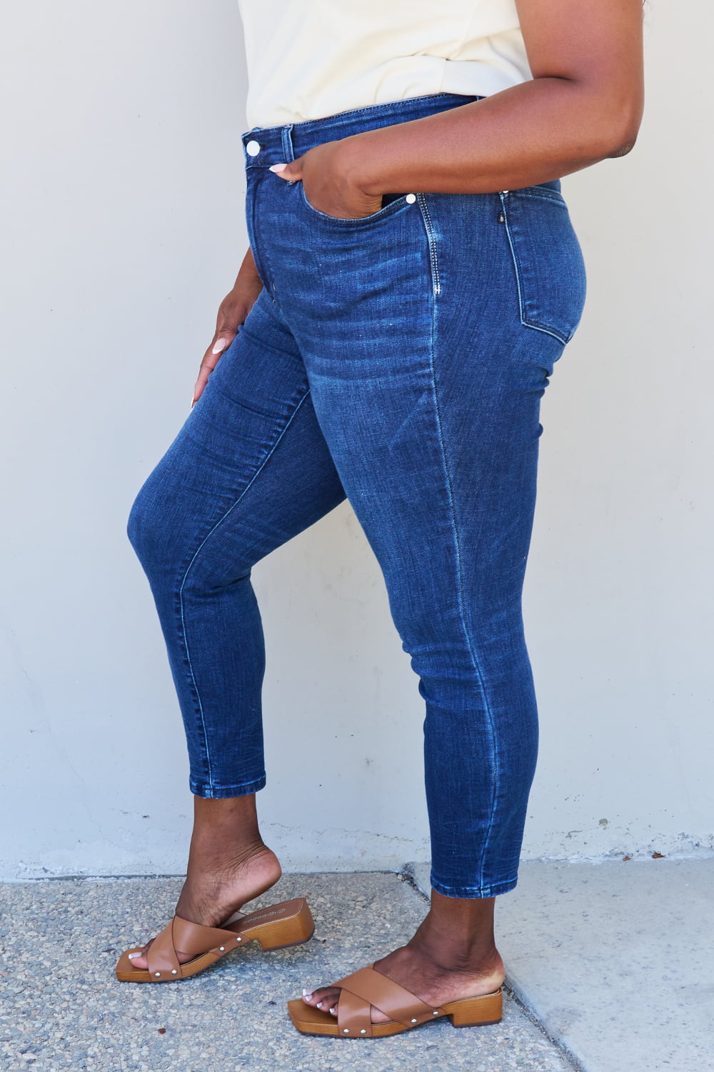 Side View, Plus Size, Judy Blue Mid Rise Classic Crinkle Ankle Detail Skinny Jeans 82505