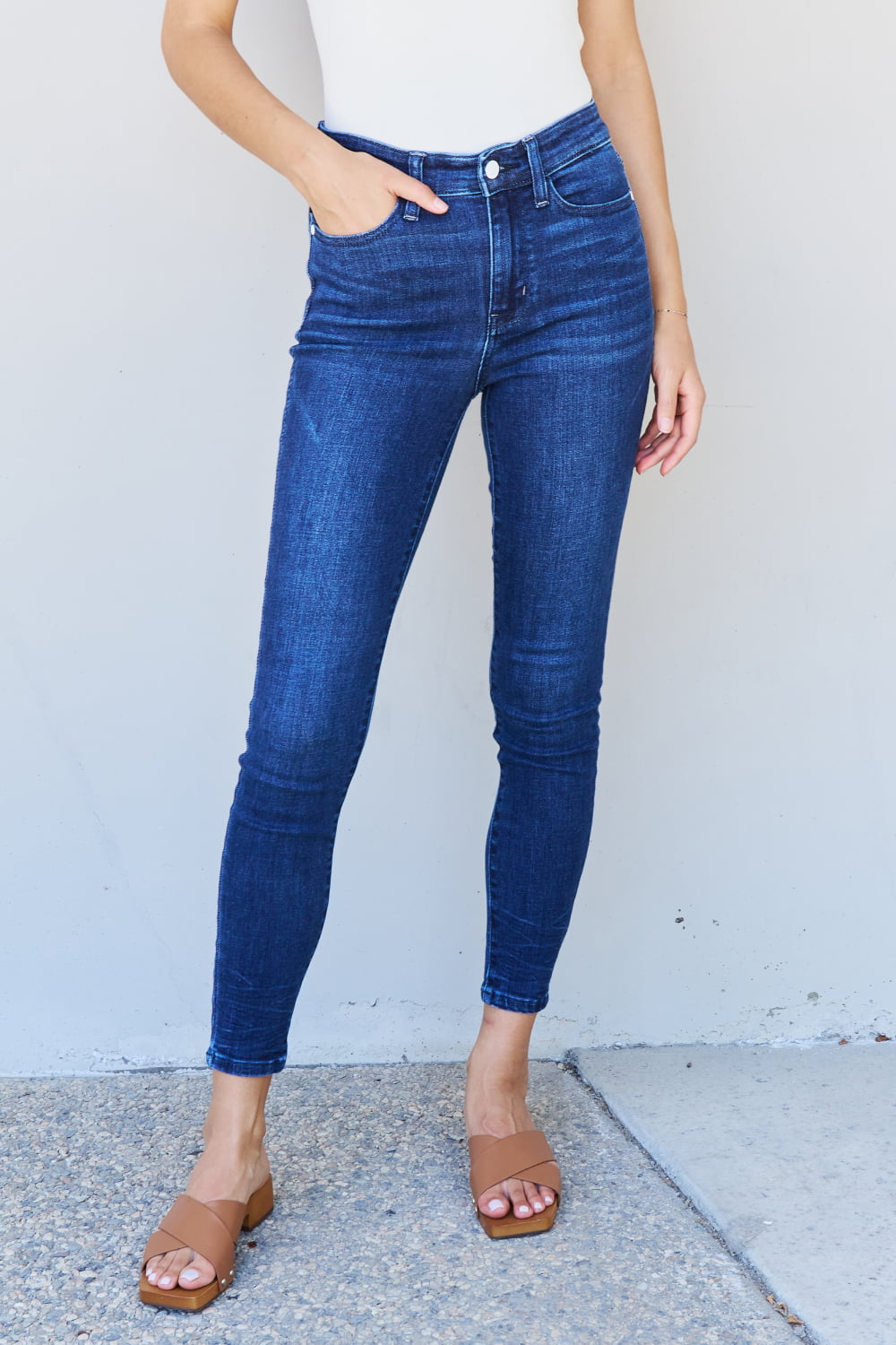 Judy Blue Mid Rise Classic Crinkle Ankle Detail Skinny Jeans 82505