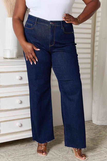 Plus Size, Judy Blue, High Waist Vintage & Back Darts Detail Straight Leg Jeans Style 82512