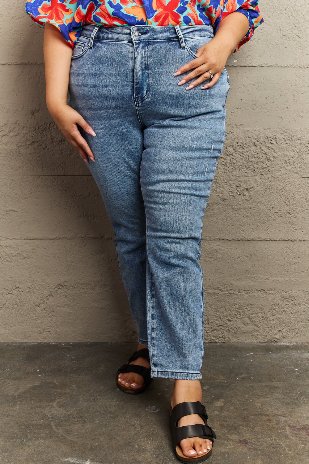 Judy Blue, High Waist Vintage Mild Destroyed Slim Fit Jeans