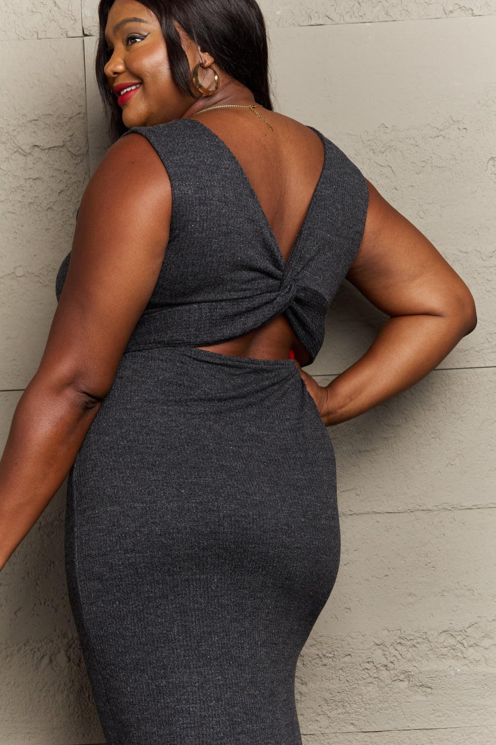 Close-Up, Sew In Love, Fitted Sleeveless Midi Dress in Black