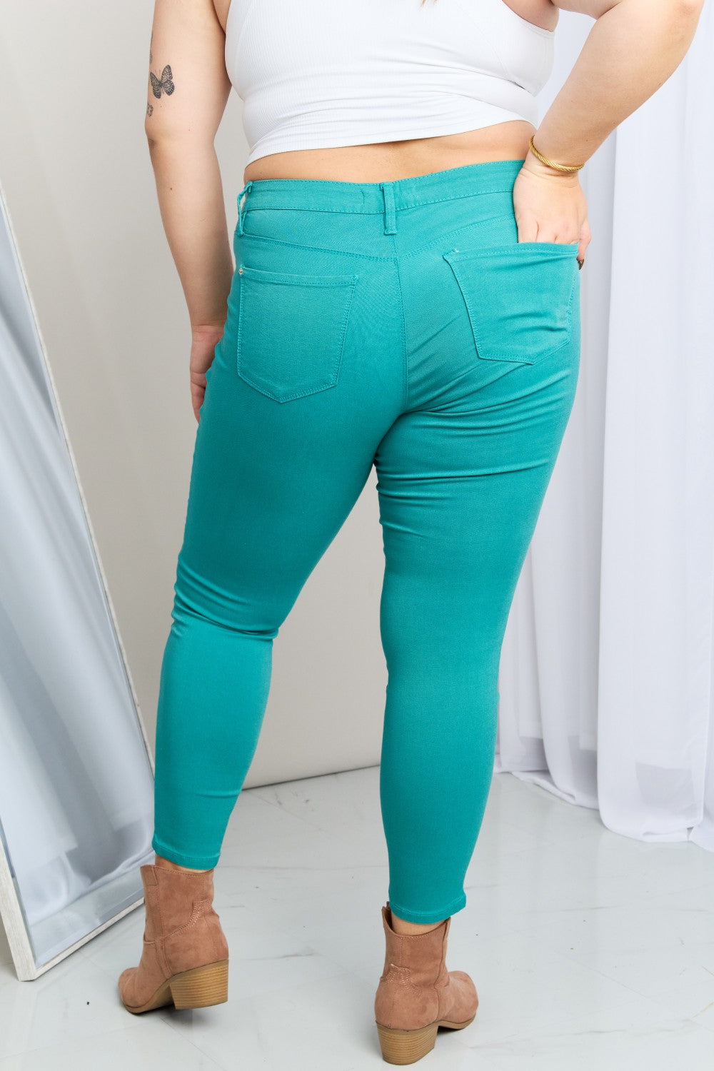 Back view, Plus Size, YMI Jeanswear, Kate Hyper-Stretch Full Size Mid-Rise Skinny Jeans in Sea Green