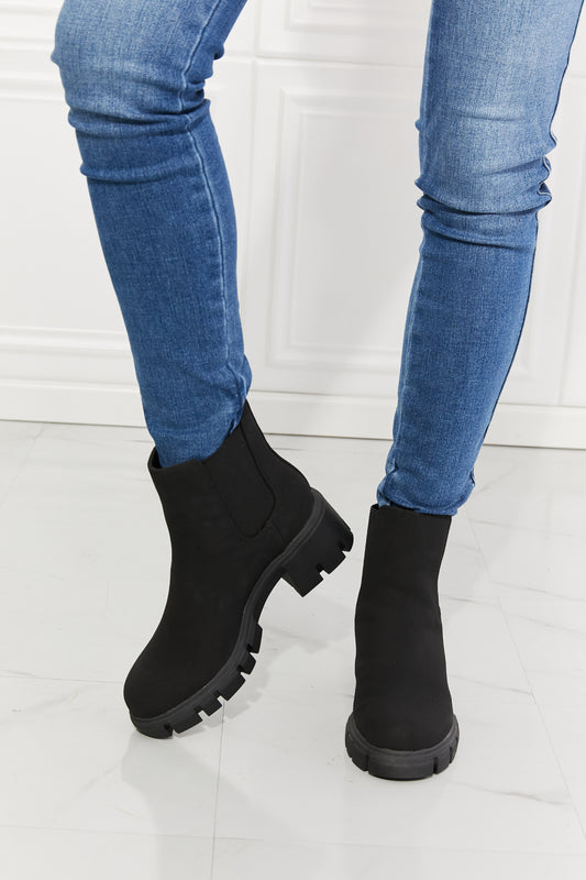 MM Shoes, Work For It Matte Lug Sole Chelsea Boots in Black